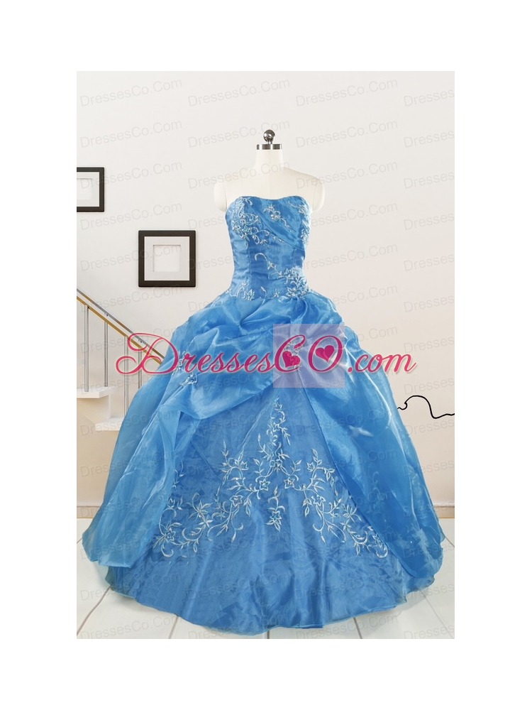 Classical Baby Blue Quinceanera Dress with Embroidery for