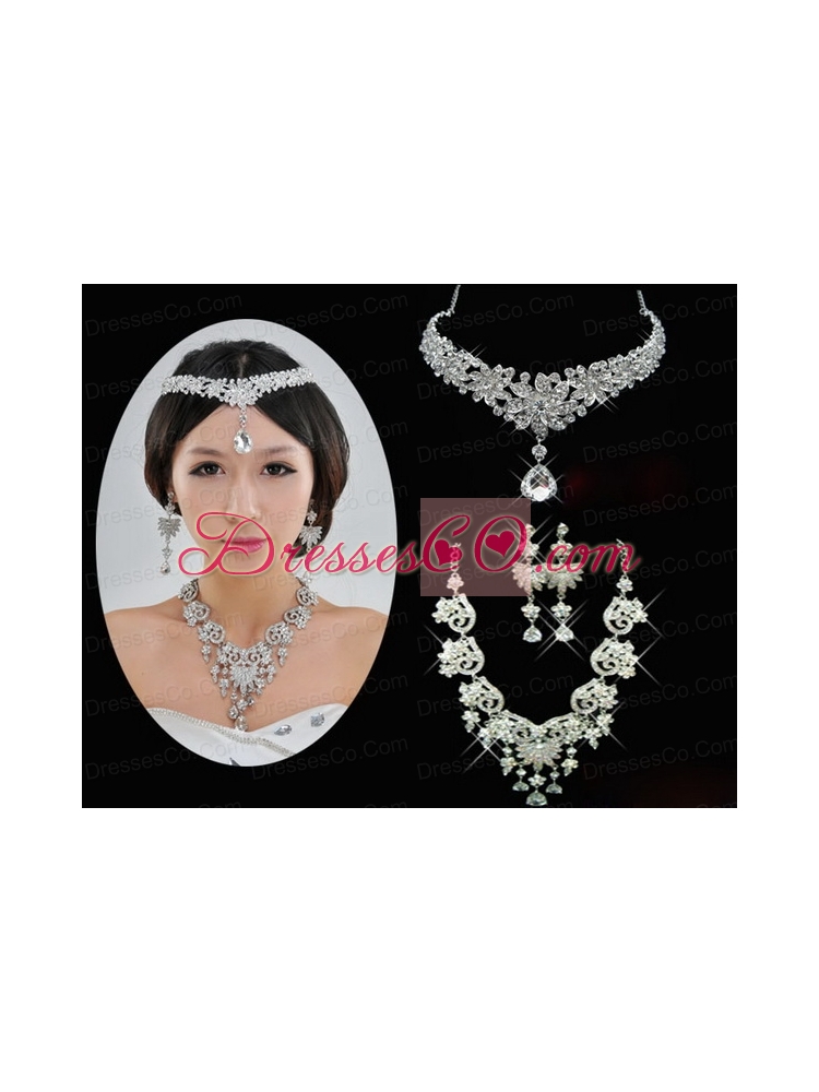 Shining Rhinestones Alloy Necklace And Earrings Jewelry Set
