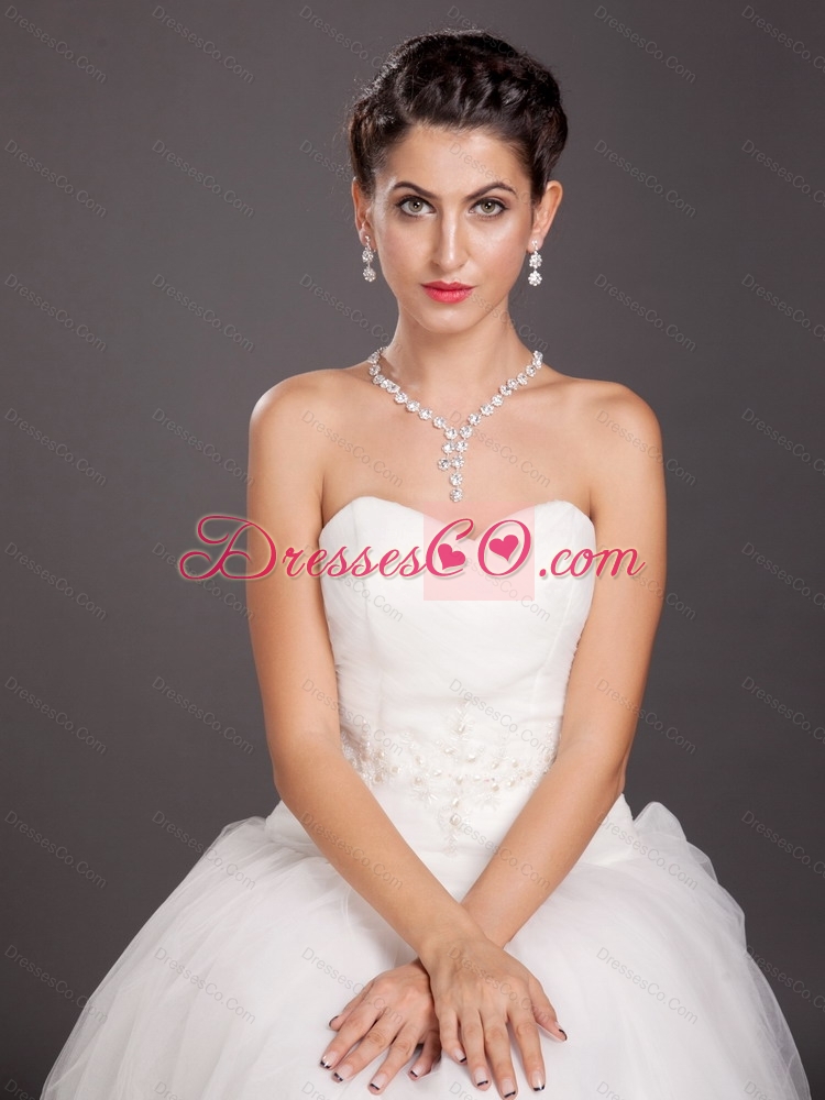High Quality Crystal Jewelry Set Including Necklace and Earrings