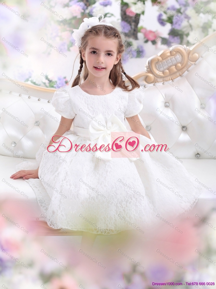 Latest Lace  White Flower Girl Dress with Short Sleeves and Bownot