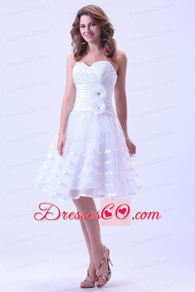 Short Homecoming Dress With Ruched And Hand Made Flower Knee-length