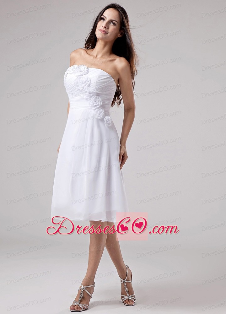 Hand Made Flowers Chiffon A-line Strapless Knee-length Prom Dress White