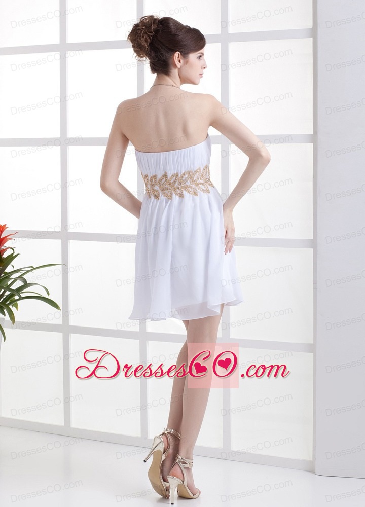 Beading And Ruching Decorate Bodice Mini-length White Chiffon Prom Dress