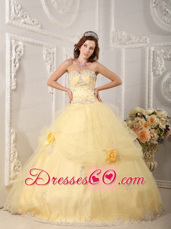 Beautiful Ball Gown Long Organza Appliques Light Yellow Quinceanera Dress