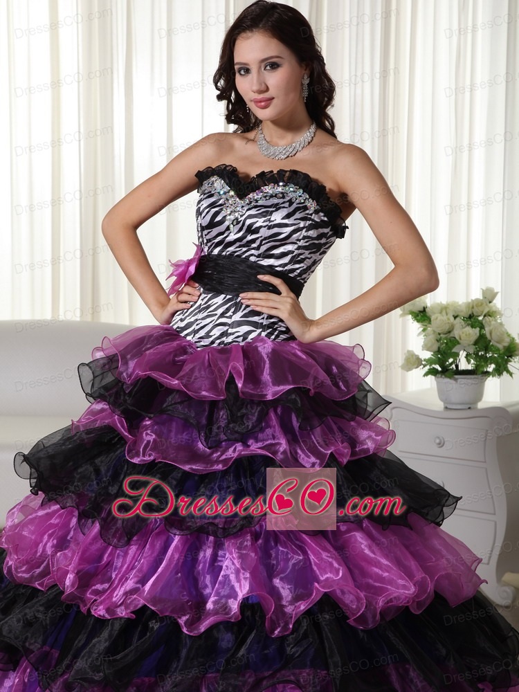 Fashionable Ball Gown Long Organza Beading Quinceanera Dress