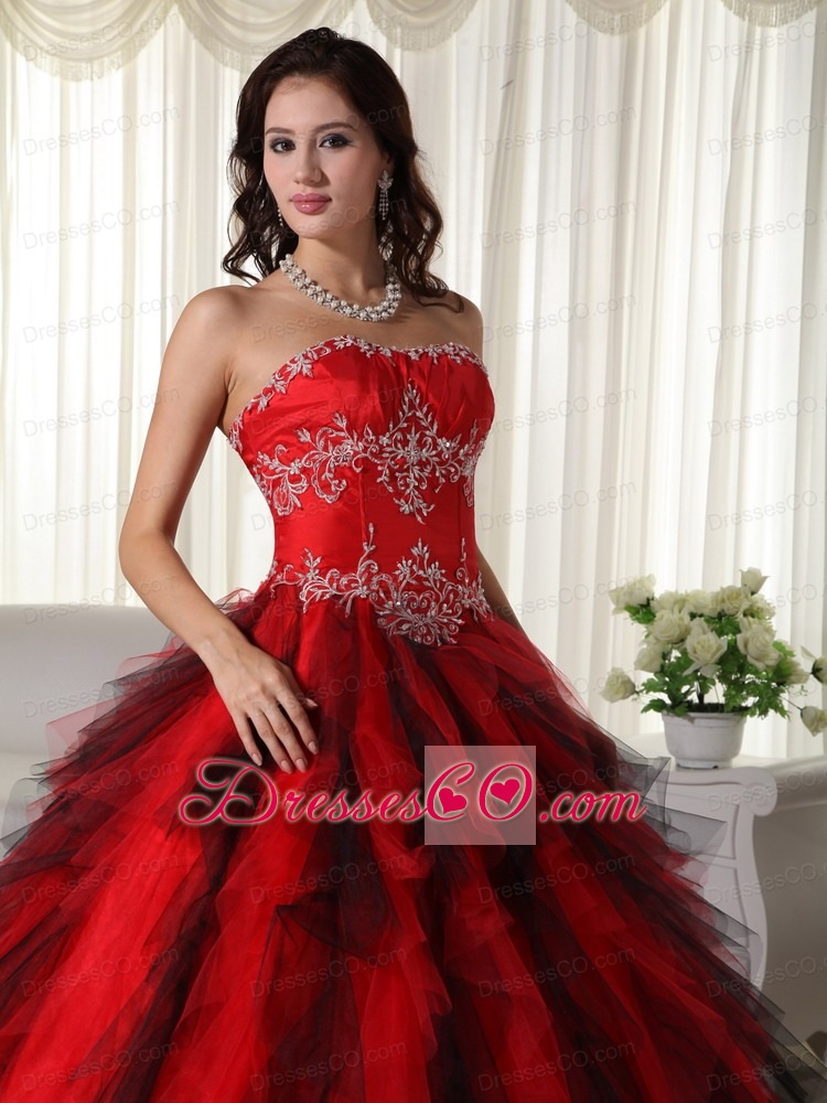 Red Ball Gown Strapless Long Taffeta Appliques Quinceanera Dress