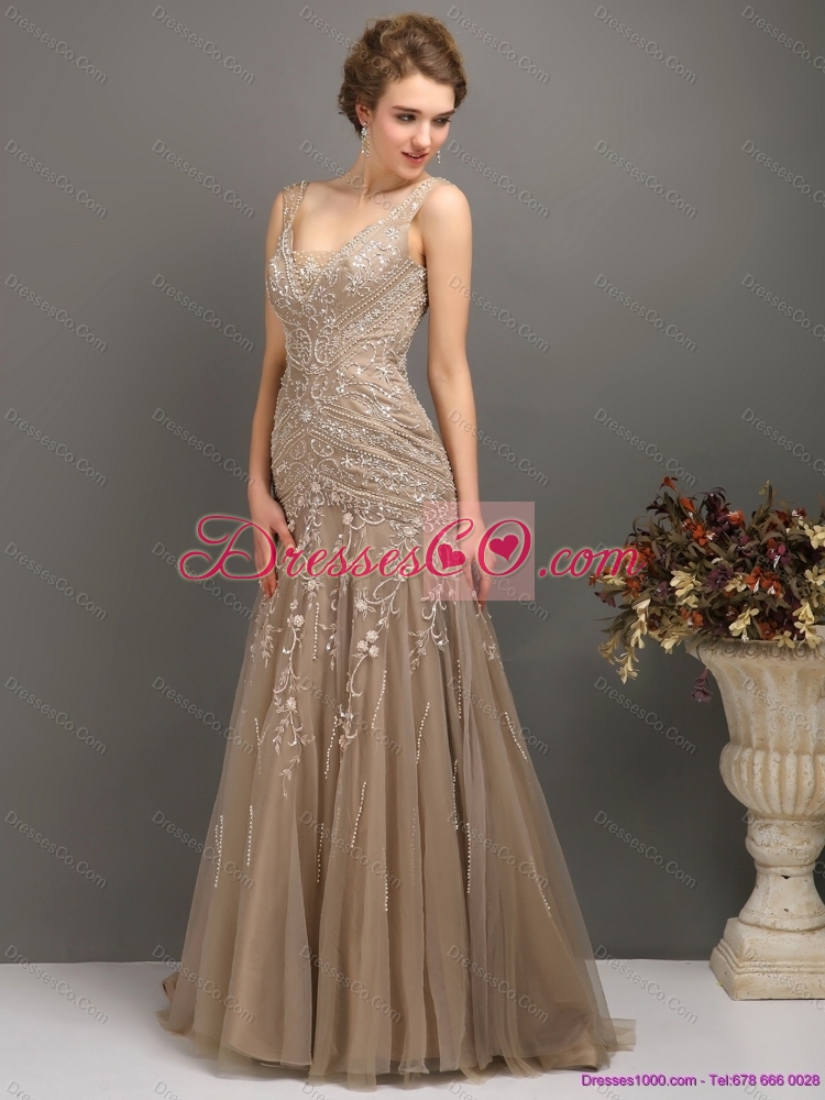 Feminine Empire Sexy Prom Dress with Brush Train and Appliques