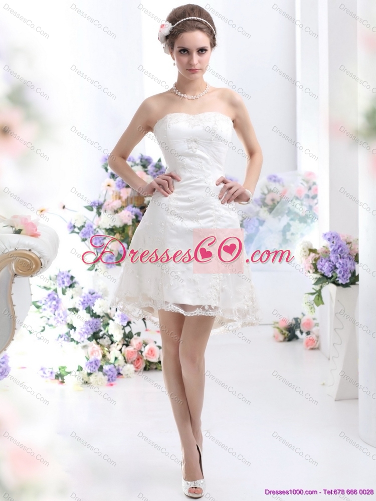 Classical Mini-length Wedding Dress with Lace