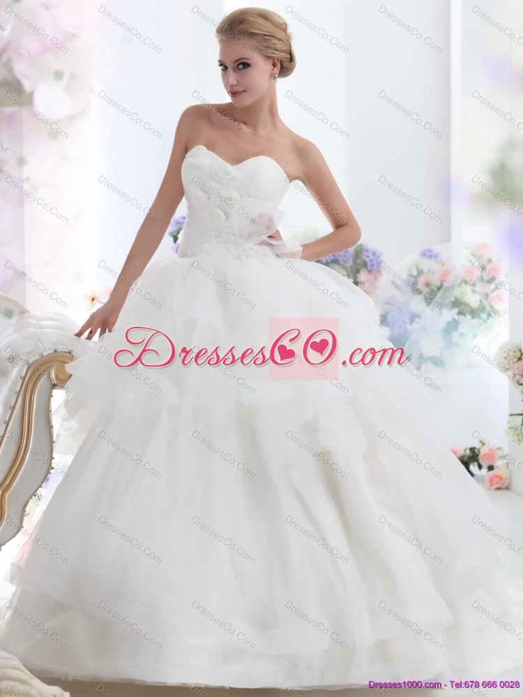 Popular Strapless Lace Wedding Dress with Brush Train