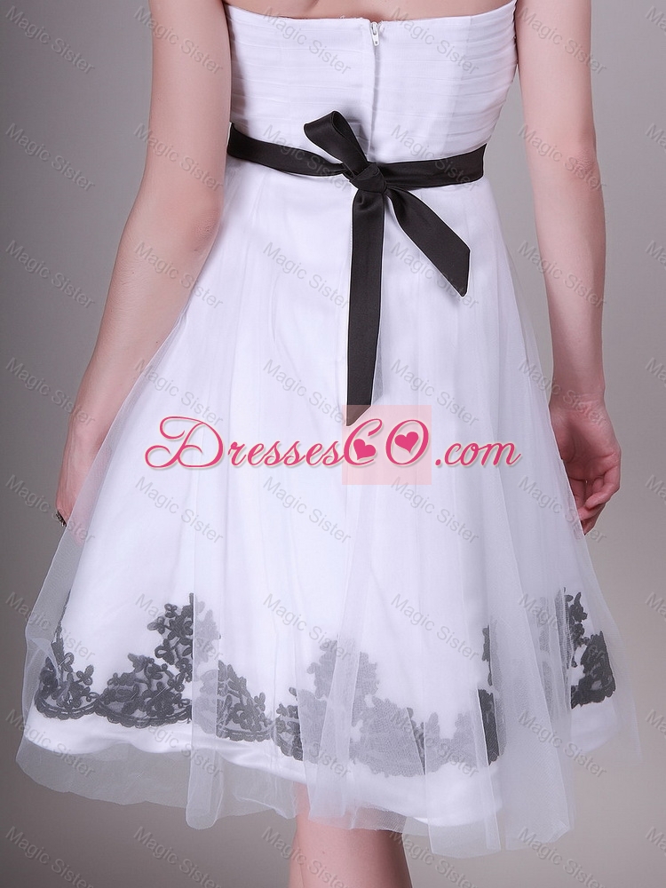 A Line Strapless Appliques Prom Dress with Belt
