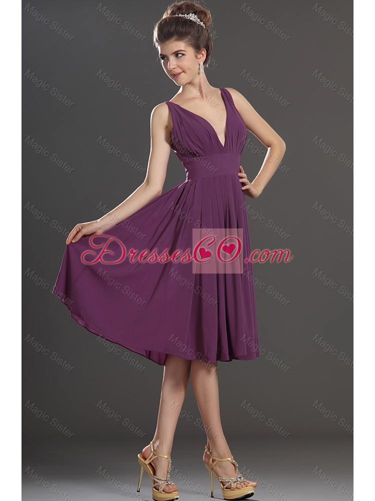 Perfect V Neck Short Prom Dress in Eggplant Purple