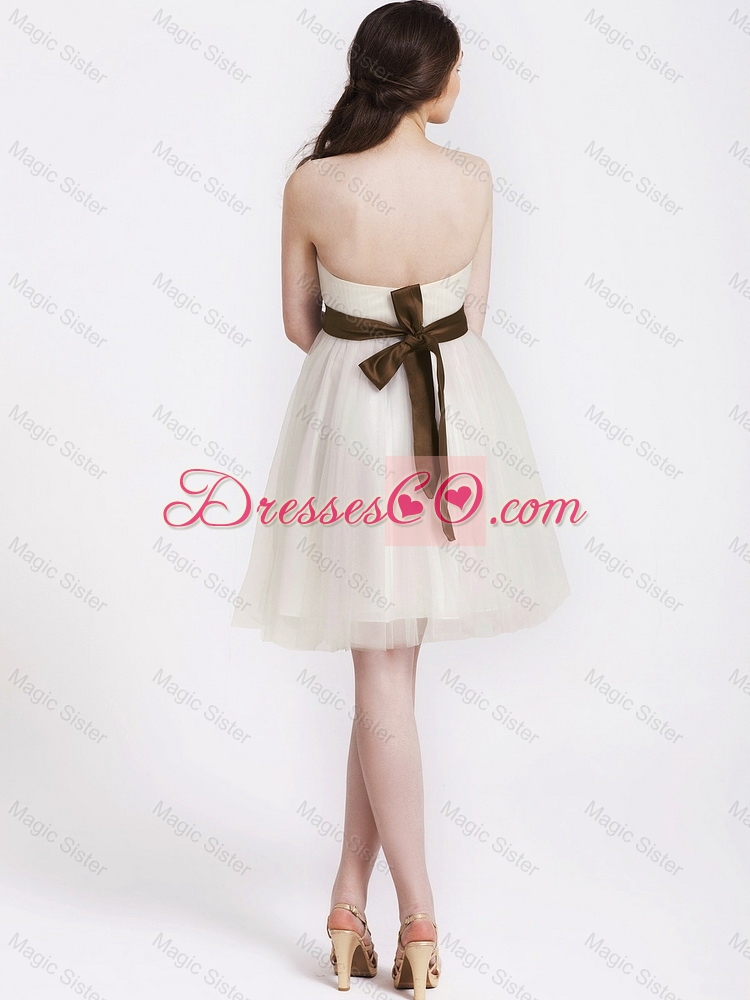 Classical Luxurious Latest Elegant Strapless Tulle Sashes Prom Gowns in Champagne