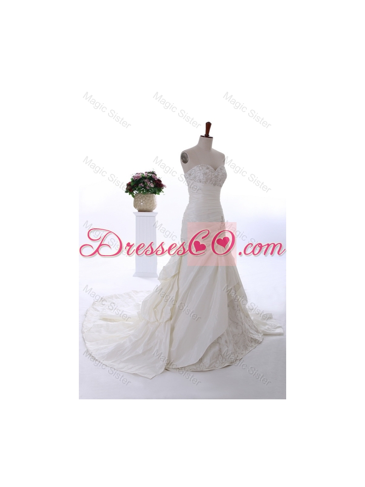 Custom Made Embroidery Wedding Dress with Court Train