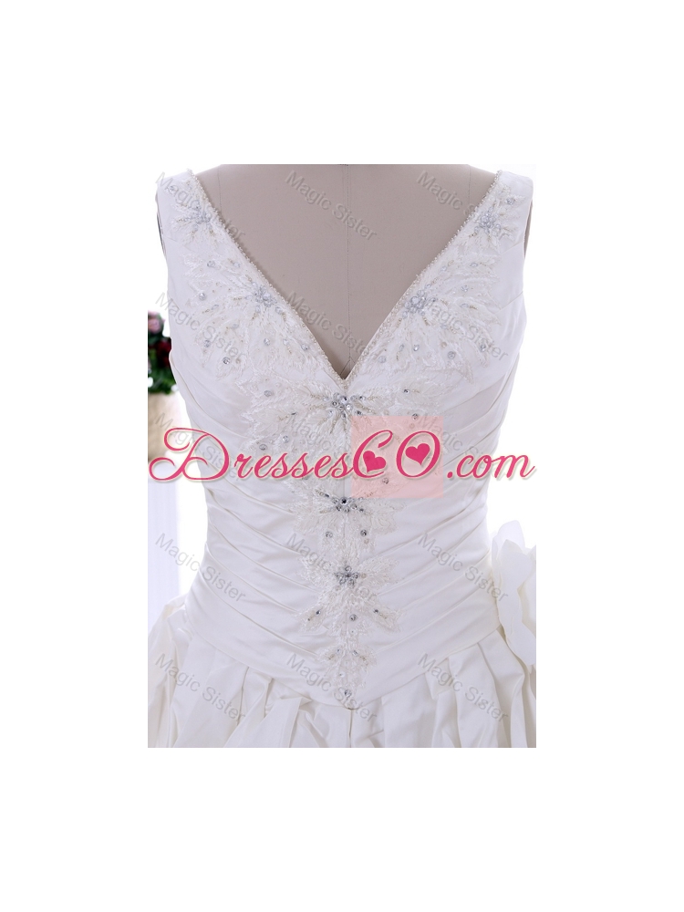 Fashionable Beading Appliques Wedding Dress with Court Train