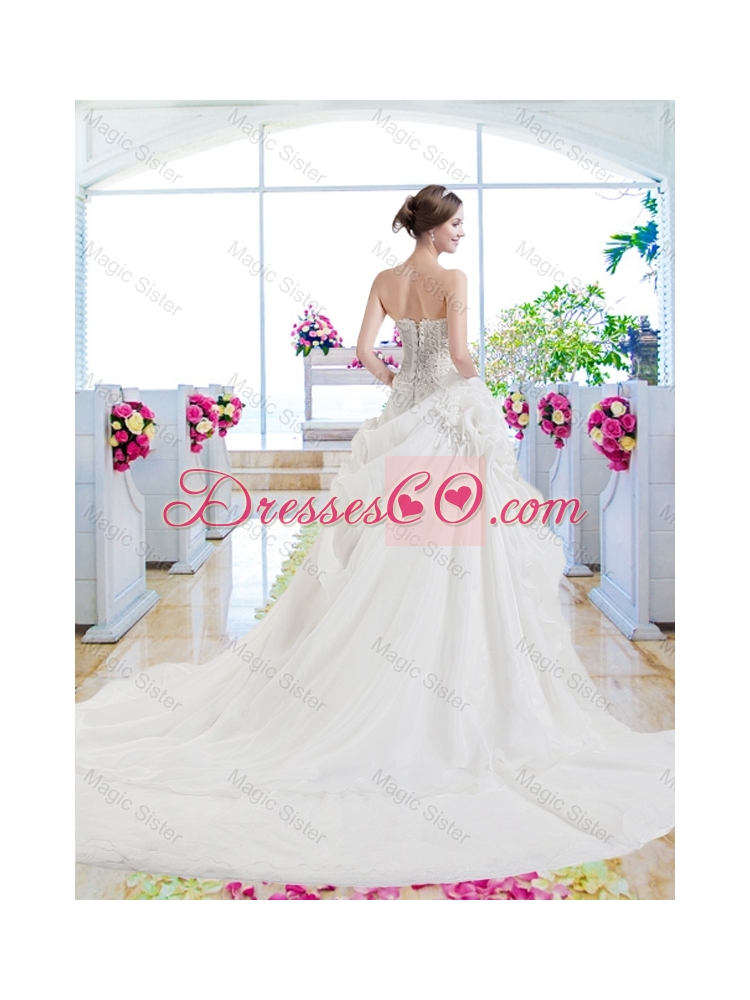 Pretty Appliques Wedding Gown with Chapel Train