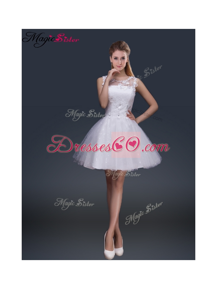 Pretty Short Scoop Appliques Prom Dress in White
