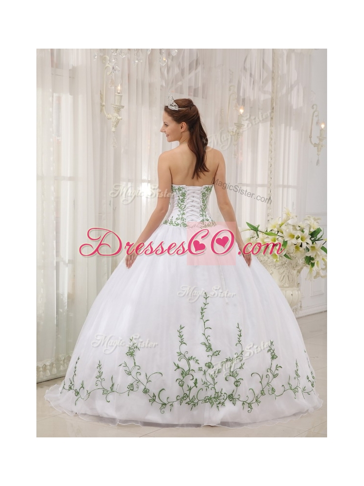 Cheap Ball Gown Quinceanera Dress with Embroidery