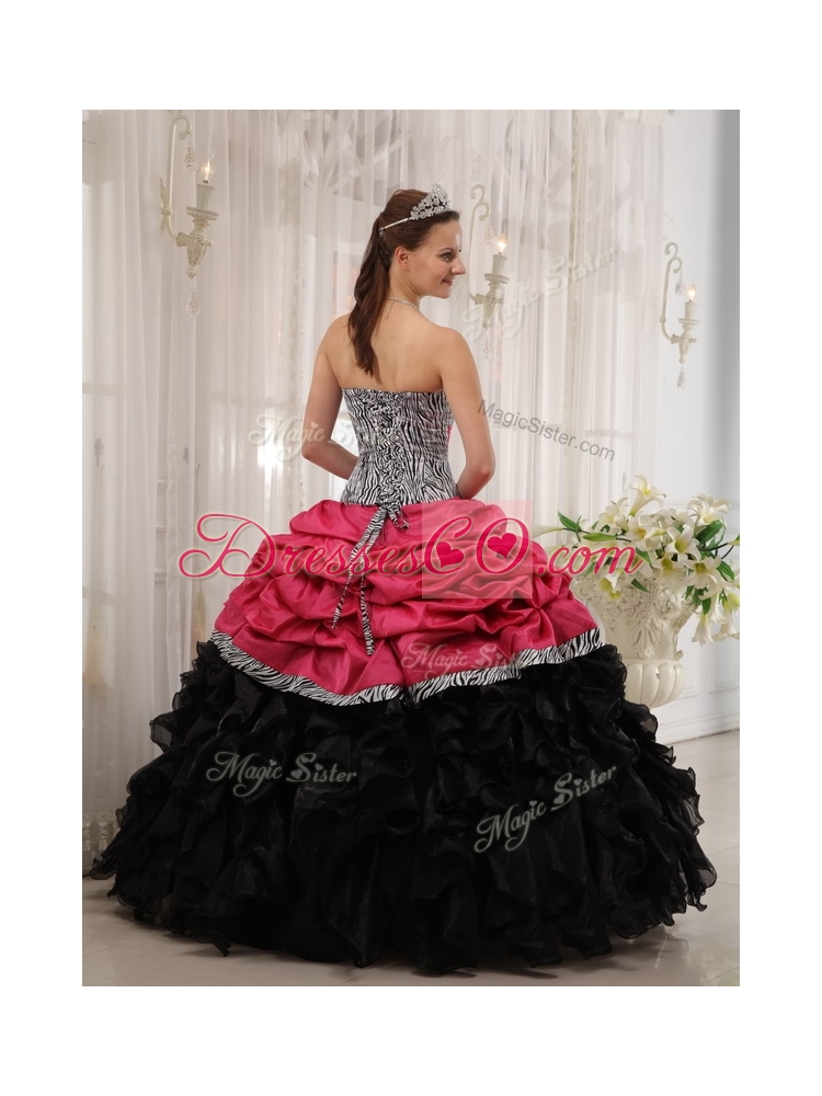 Cheap Ruffles Quinceanera Gowns in Red and Black