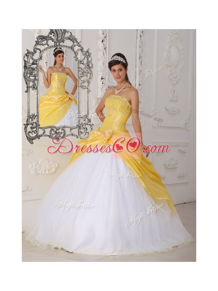 Elegant Hand Made Flower Quinceanera Dress in Yellow and White