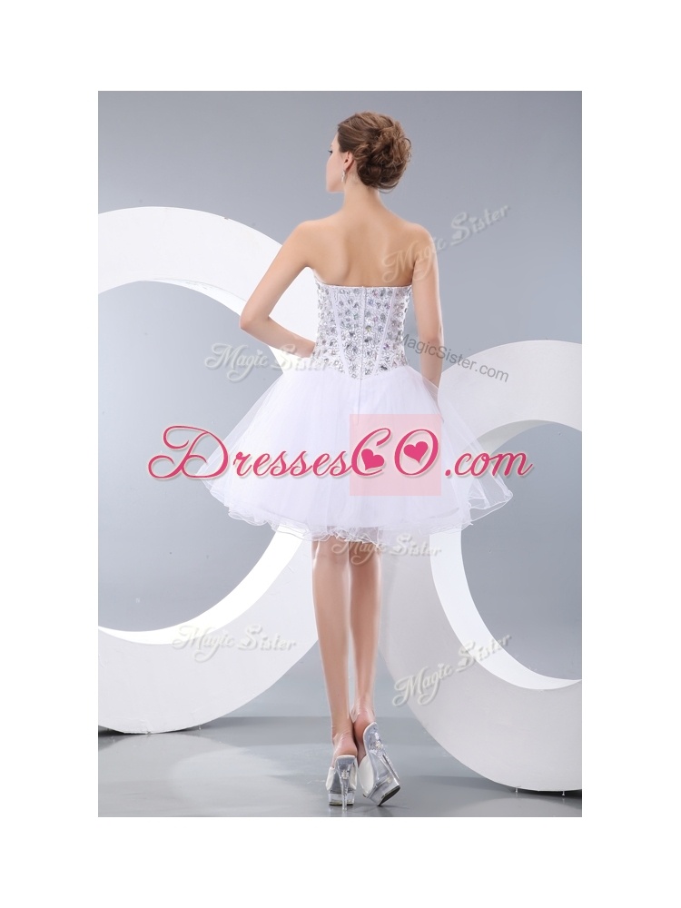 Fashionable White Short  Discount Prom Dress with Beading Cocktail