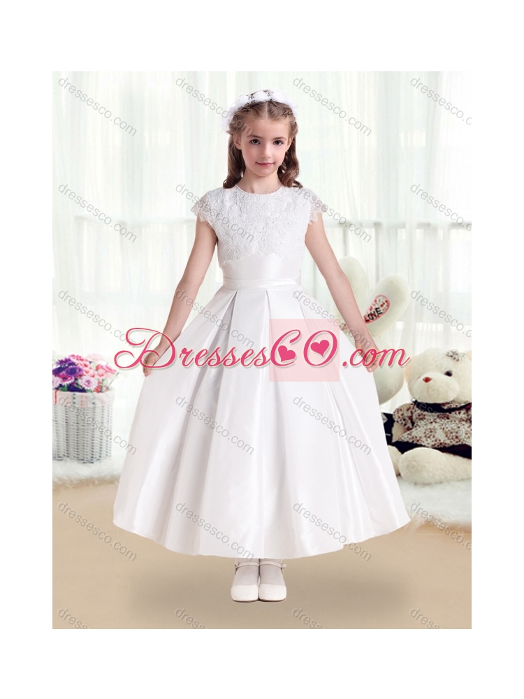 Pretty Scoop Satin Girls Party Dress with Applique