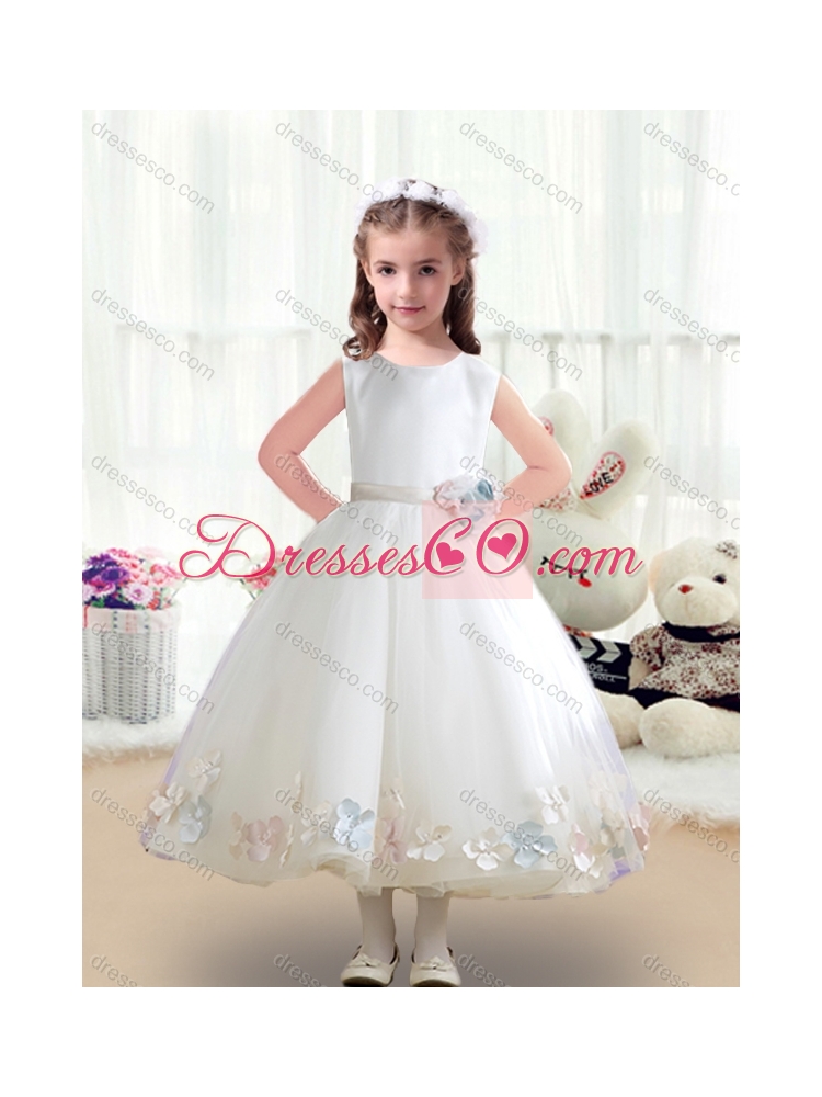 Top Scoop White Latest Flower Girl Dress with Appliques