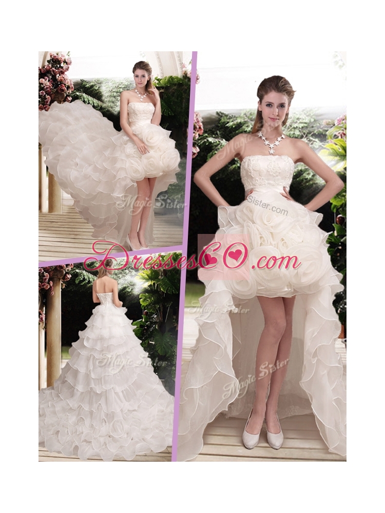 Classical Hand Made Flowers Strapless Wedding Dress with Ruffled Layers