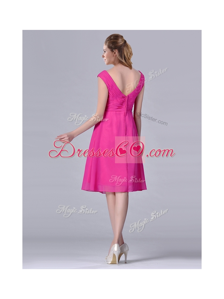 Hot Pink Empire Knee-length Chiffon Ruching Short Dama Dress Quinceanera Graduation