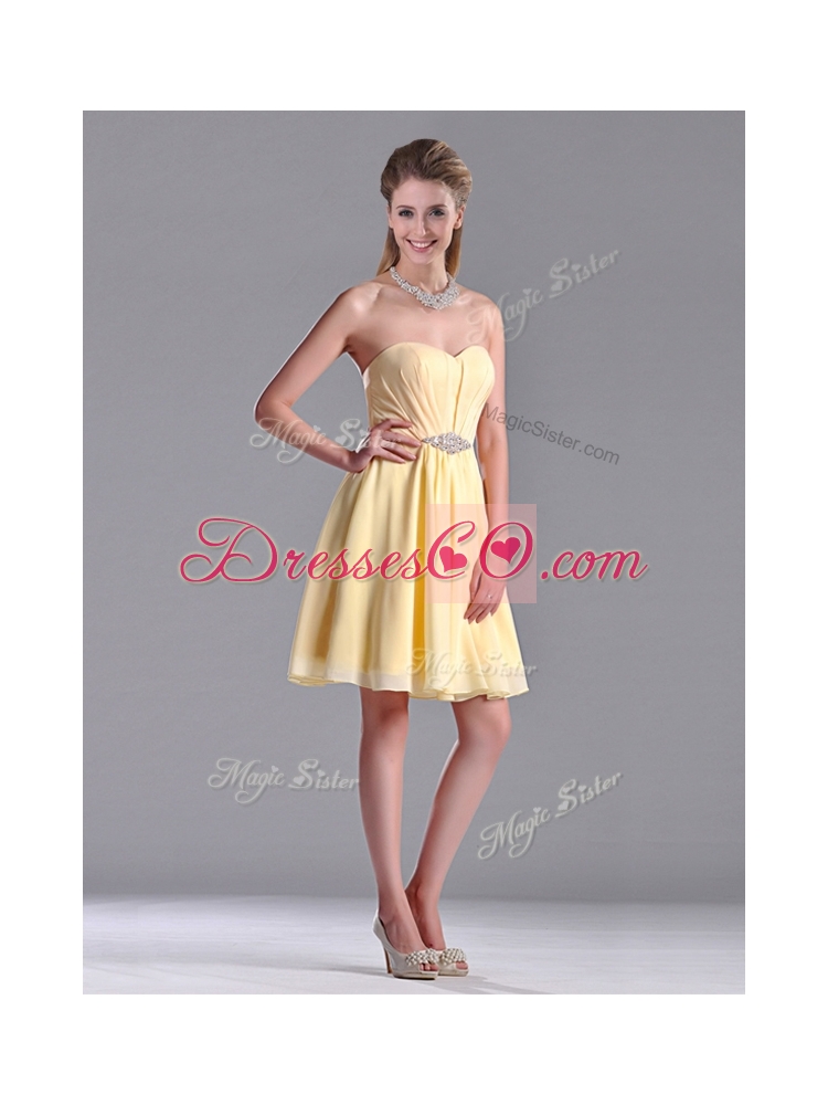 Modest Empire Chiffon Yellow Short Bridesmaid Dress with Beading