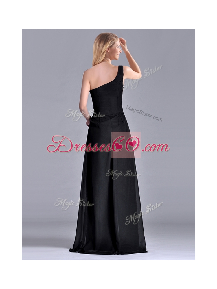Gorgeous One Shoulder Black Mother Dress with Ruching and High Slit