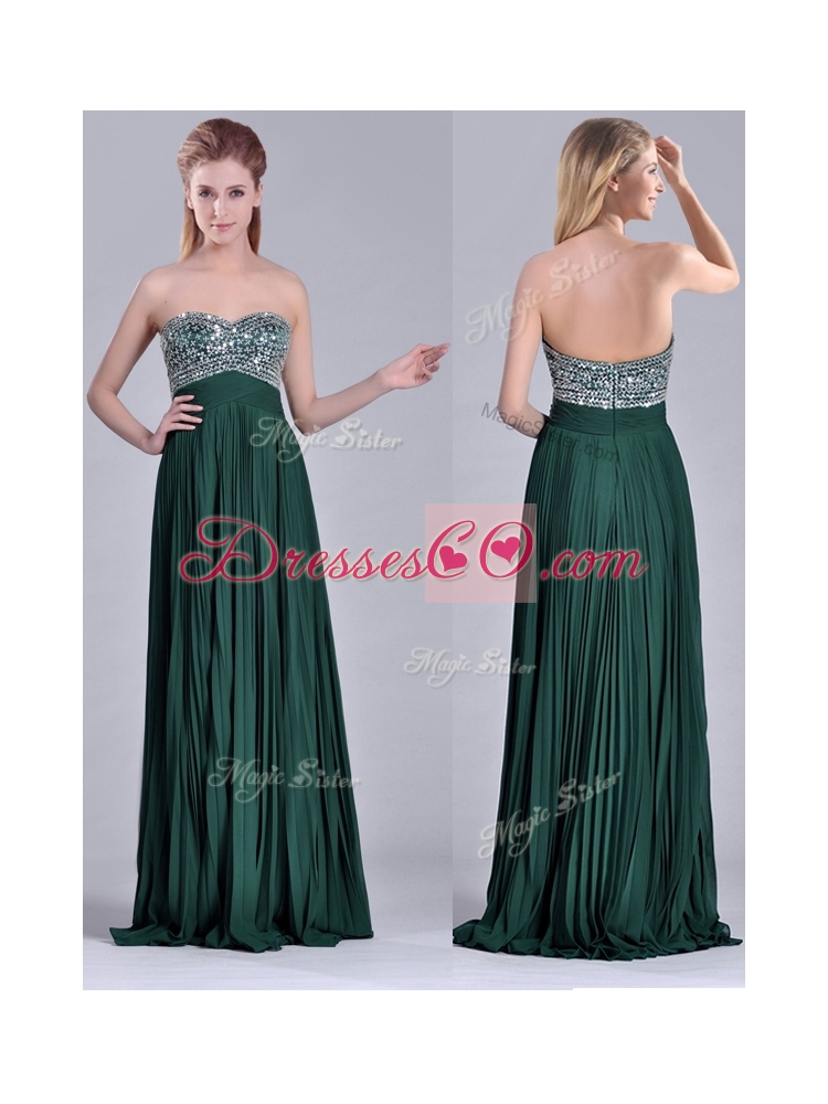 Popular Brush Train Beaded Bust and Pleated Prom Dress in Hunter Green