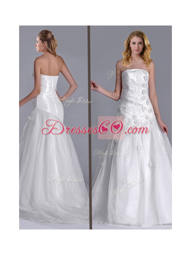 Popular Column Brush Train Bridal Dress with Beading and Hand Crafted