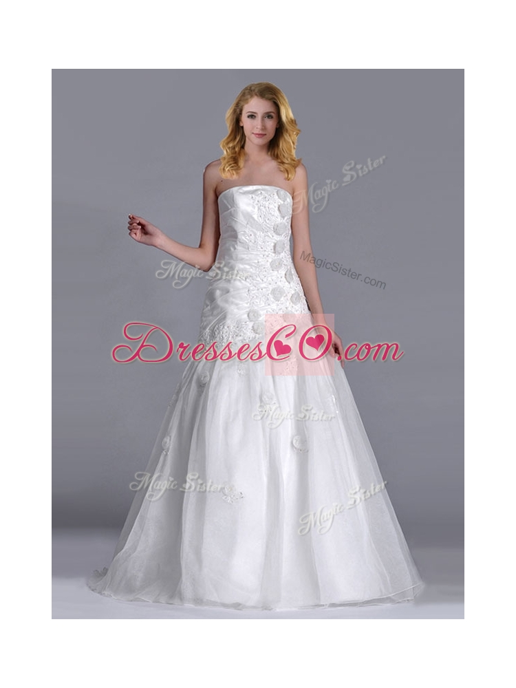 Popular Column Brush Train Bridal Dress with Beading and Hand Crafted