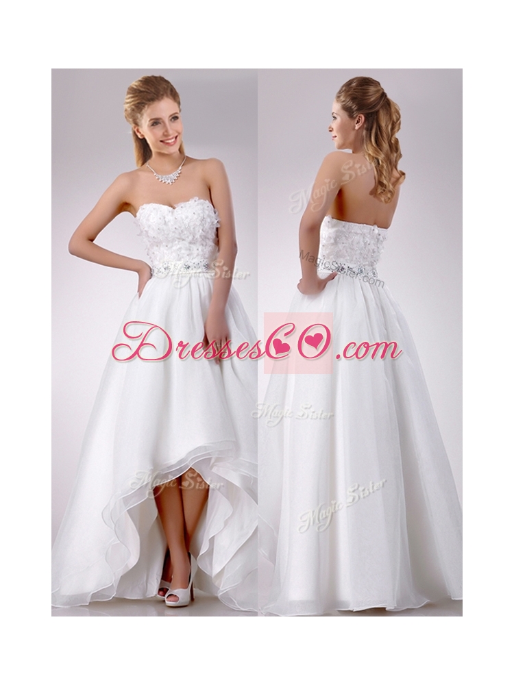 Latest Fashionable High Low Organza Wedding Dress with Beading