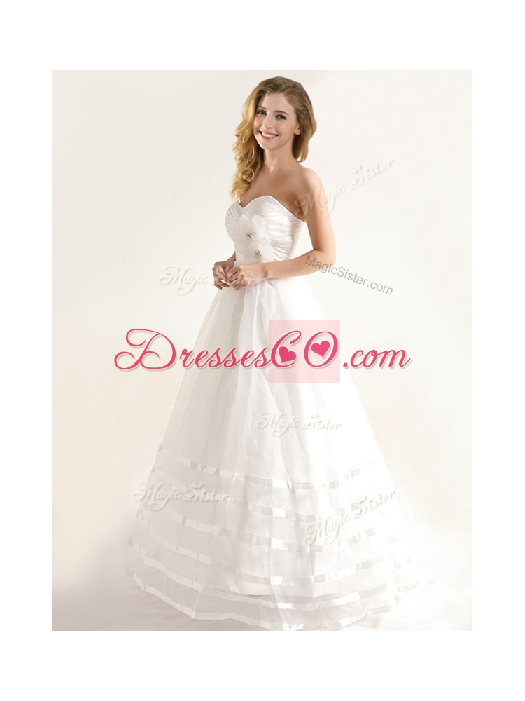 Lovely A-line Organza Wedding Dress with Handle Made Flower and Ruching