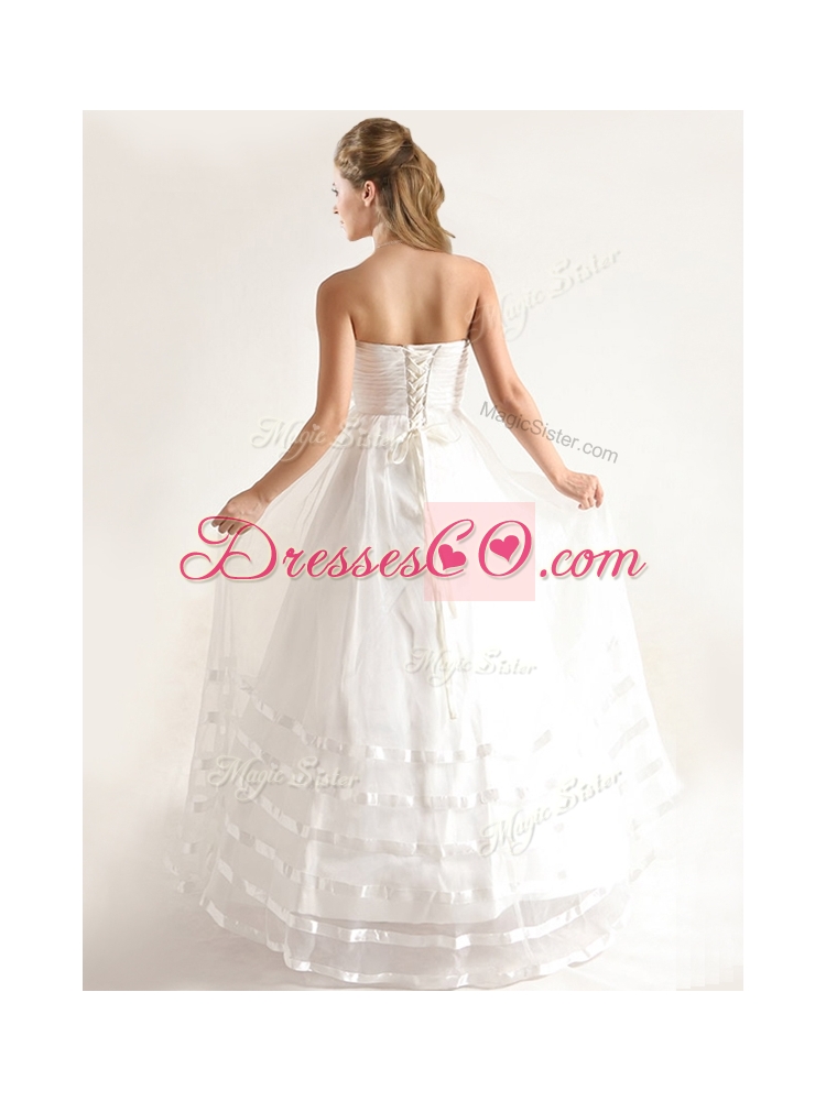 Lovely A-line Organza Wedding Dress with Handle Made Flower and Ruching