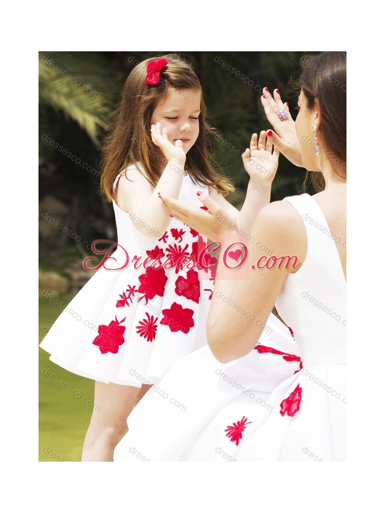New Style Embroidered Prom Dress with Knee Length and Hot Sale Scoop Little Girl Dress in White