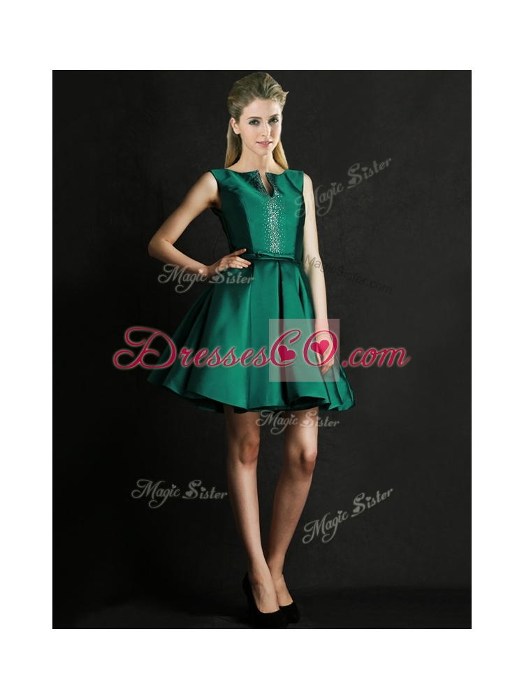 Classical A Line Green Short Bridesmaid Dress with Beading and Belt