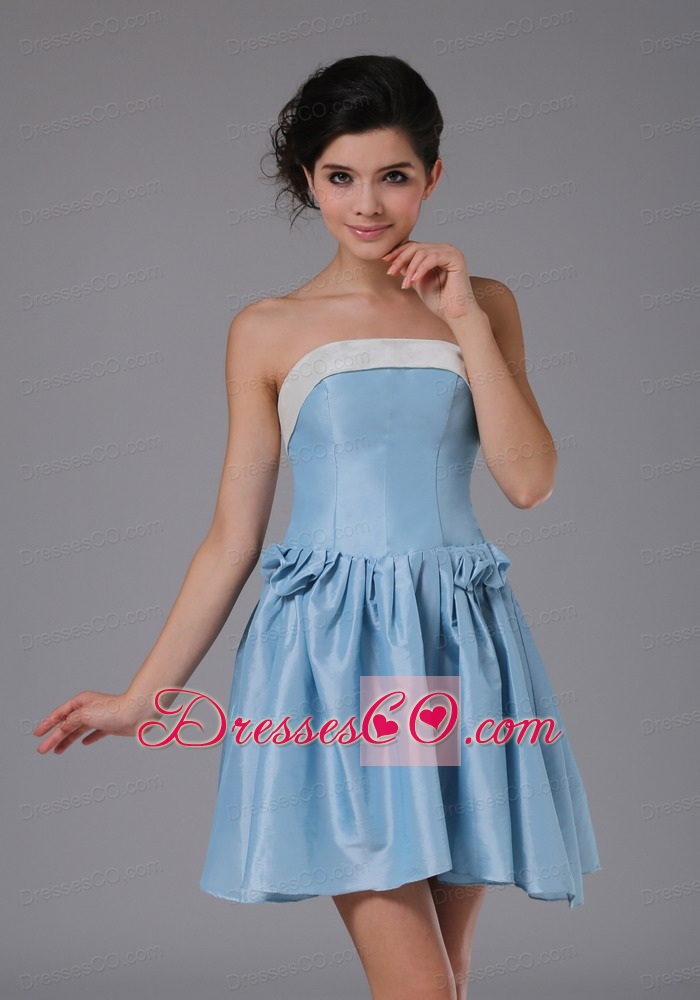 Simple A-line / Princess Taffeta Strapless Mini-length Light Blue Bridesmaid Dress