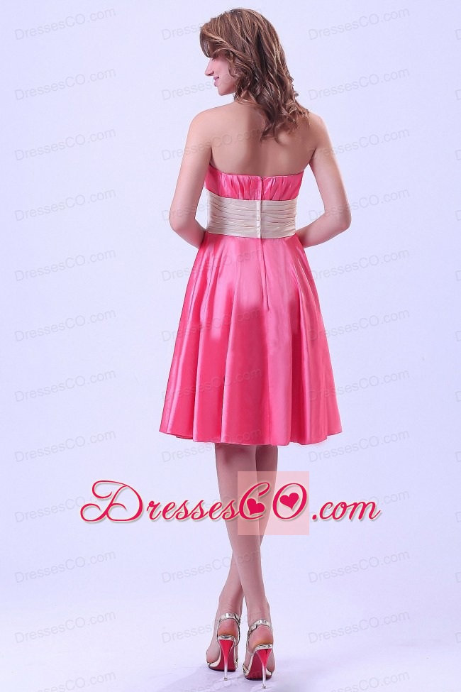 Hot Pink Prom / Homecoming Dress With Ruching Knee-length Taffeta For Custom Made