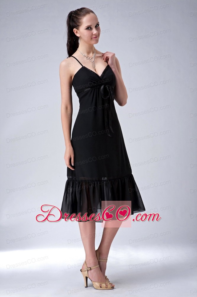 Lovely Black Column Straps Bridesmaid Dress Ruched Tea-length Chiffon