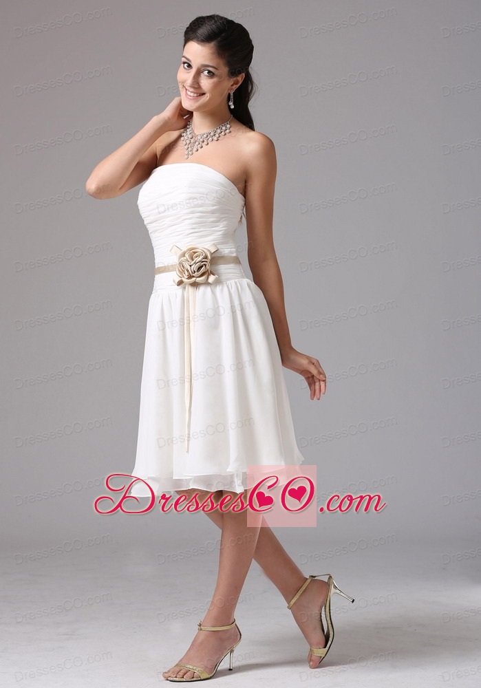 Simple Empire Strapless Bridesmaid Dress With Sash Ruched Decorate Bust Knee-length