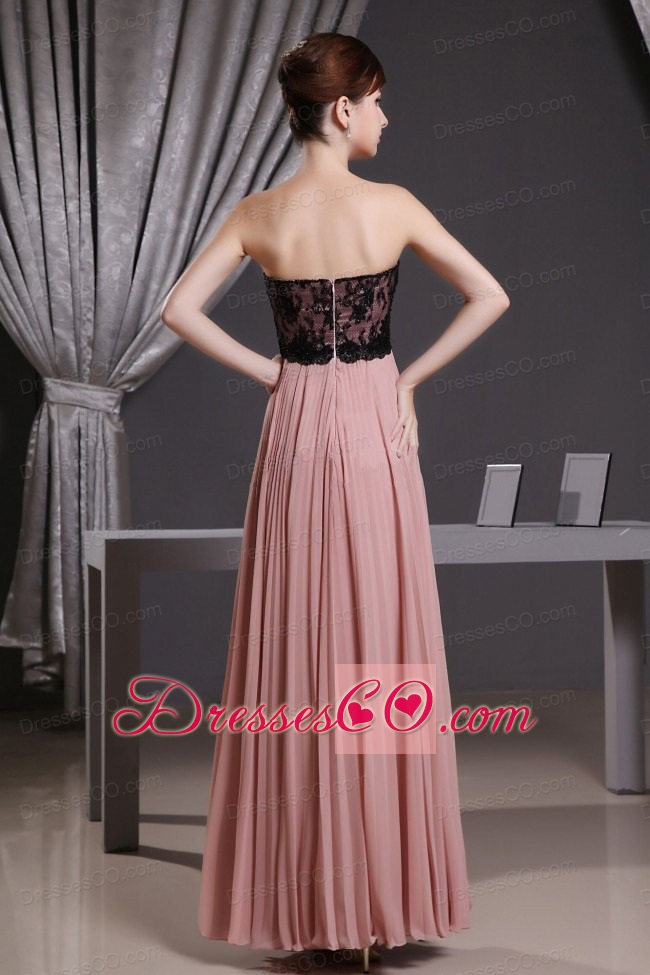 Pink Prom Dress With Pleat Decorate