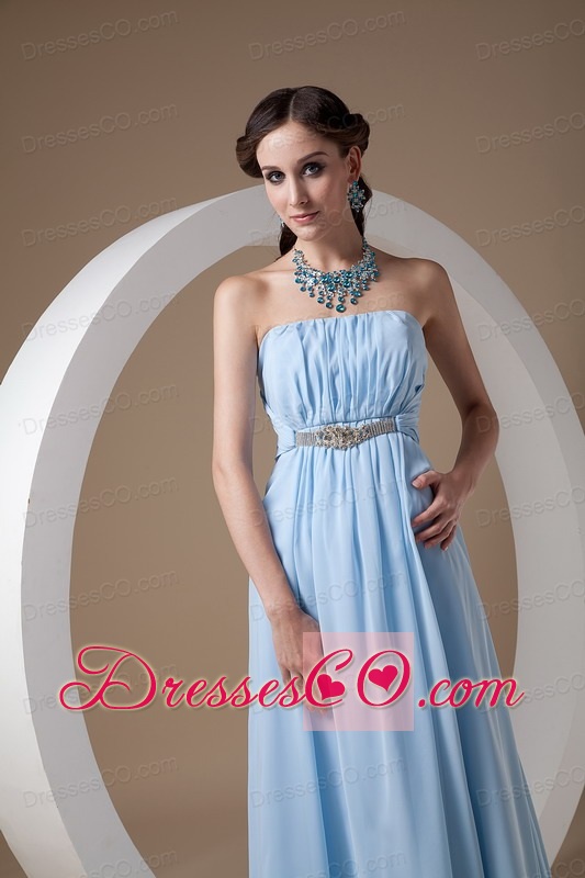 Light Blue Elegant Bridesmaid Dress Empire Strapless Chiffon Beading And Ruching Long