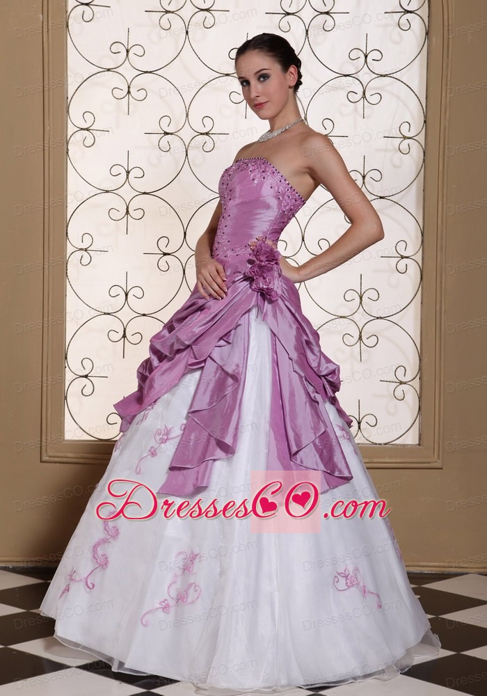 Hand Made Flowers Onside Embroidery With Beading Taffeta and Organza Prom Dress For 2013