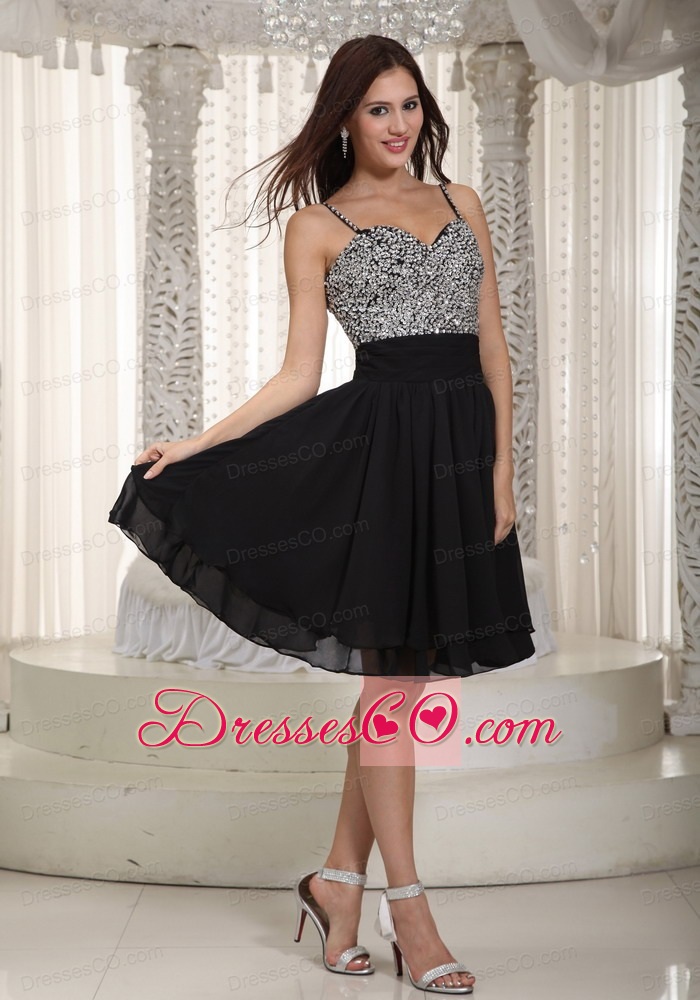 Black A-line Straps Mini-length Chiffon Beading Prom Dress