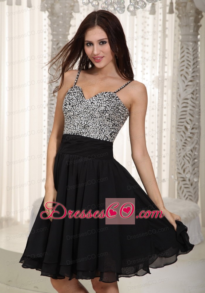 Black A-line Straps Mini-length Chiffon Beading Prom Dress