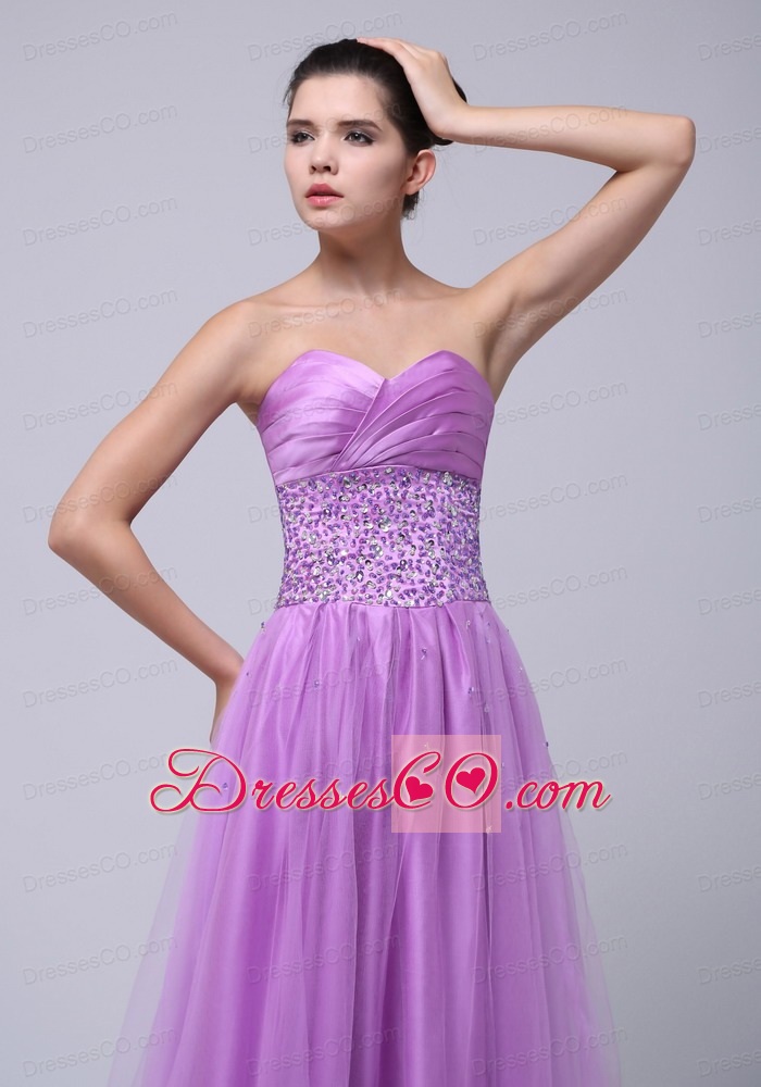 Lavender Beaded Decorate and Ruched Prom Dress With Tulle