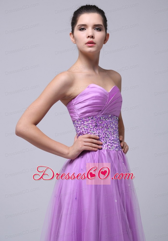 Lavender Beaded Decorate and Ruched Prom Dress With Tulle