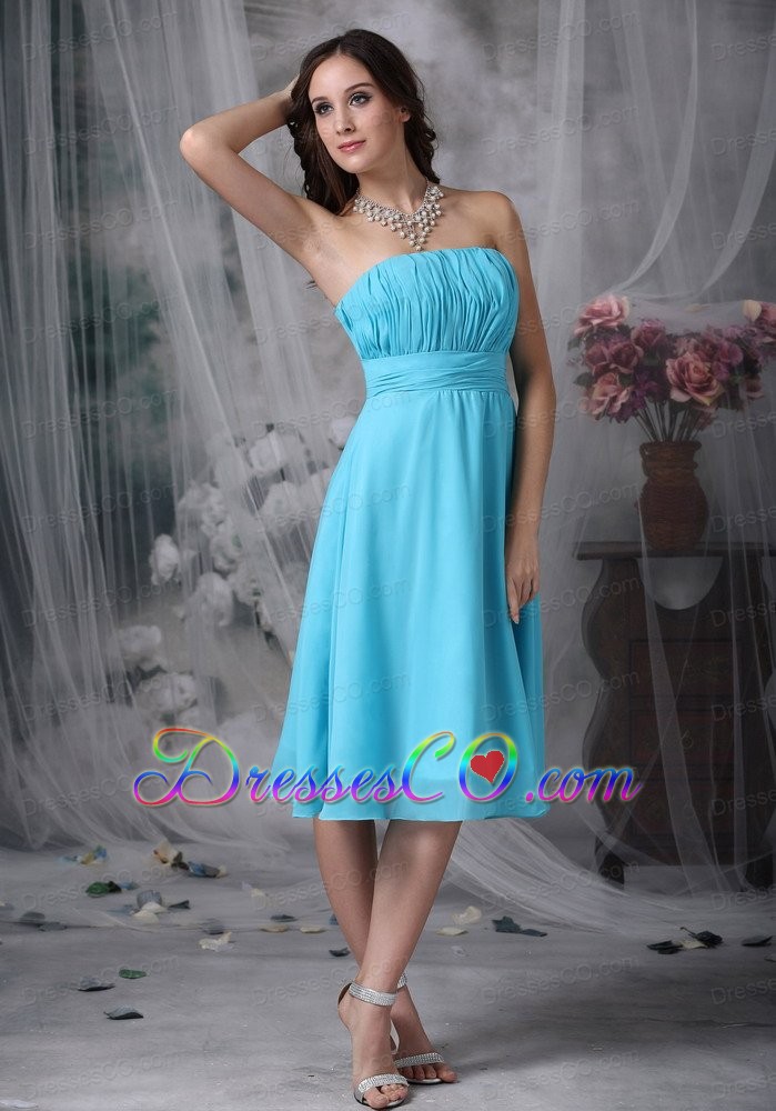 Aqua Blue Empire Strapless Knee-length Chiffon Ruched Bridesmaid Dress